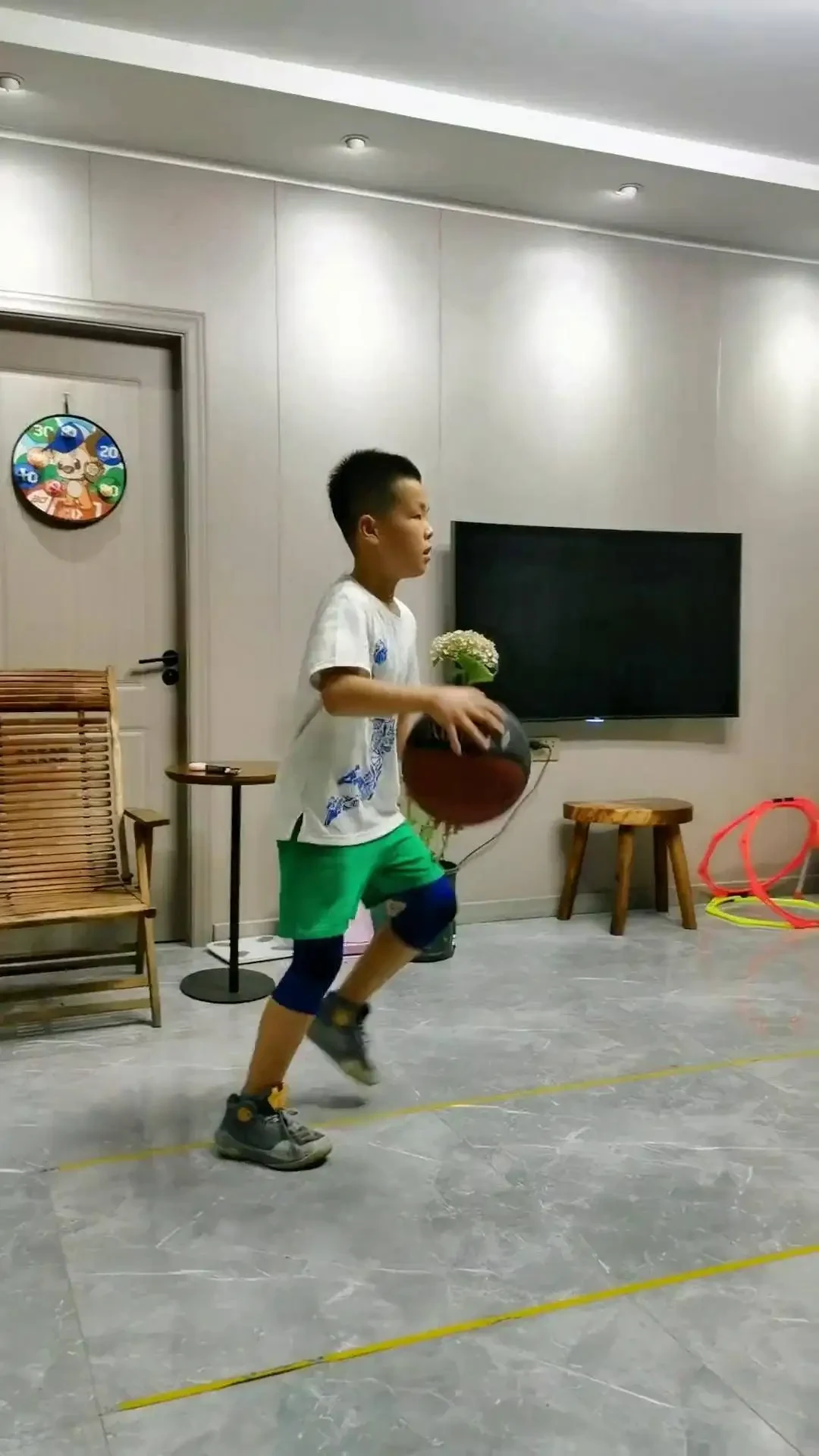 如何结合瑜伽提升篮球运动员的协调性_1